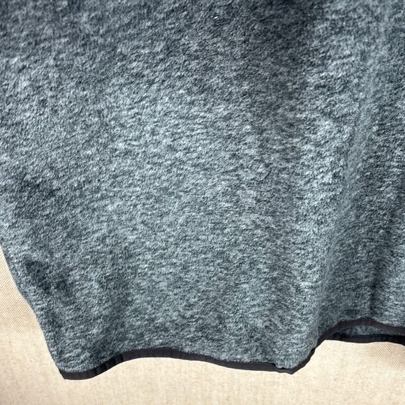 Eddie Bauer > Gray Crew Neck Sweater Extra Large - Picture 6 of 8